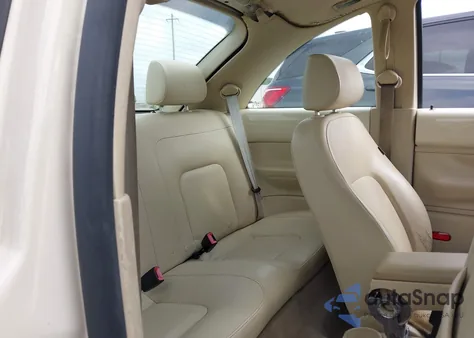 2006 Volkswagen New Beetle 2.5 from USA, damaged, VIN 3VWRG31C26M414929